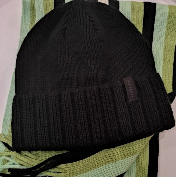 Perry Ellis Black Winter Hat & Stokkhomme Striped Scarf. - Picture 7 of 9